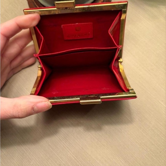 GIVENCHY Wallet Red Brand Logo Leather Kiss-Lock Coin Purse - Picture 6 of 7